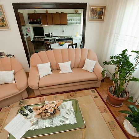 Apartment Patricia โรวีน ภายนอก รูปภาพ