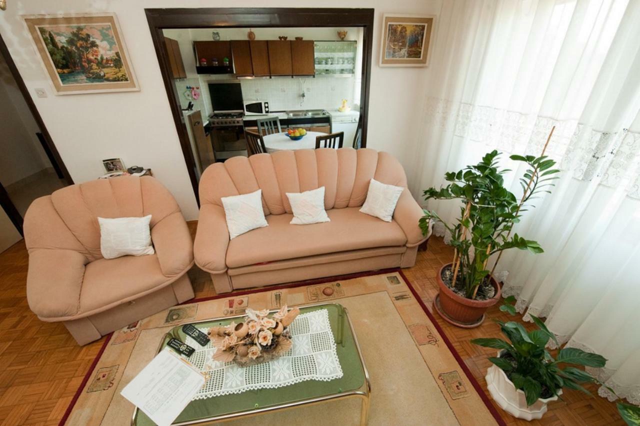 Apartment Patricia โรวีน ภายนอก รูปภาพ