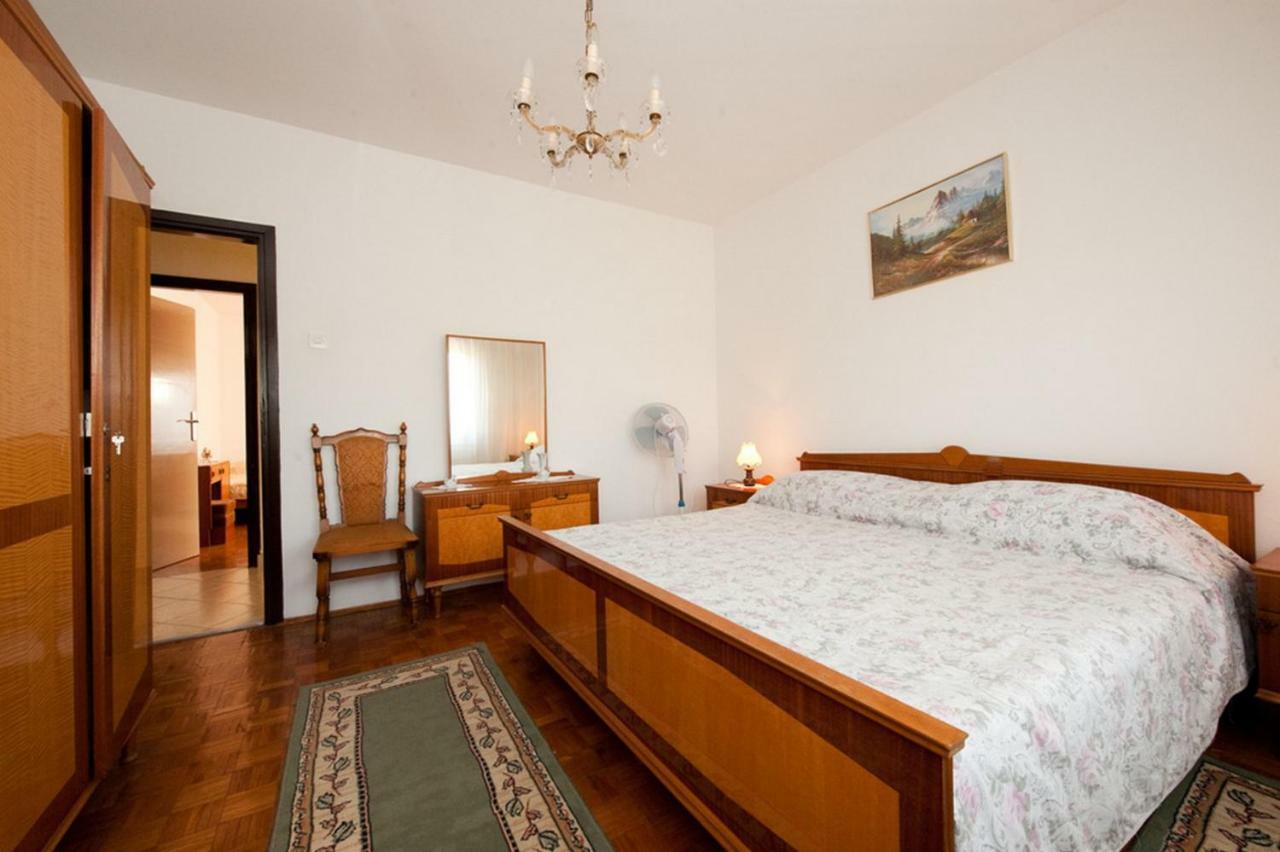Apartment Patricia โรวีน ภายนอก รูปภาพ