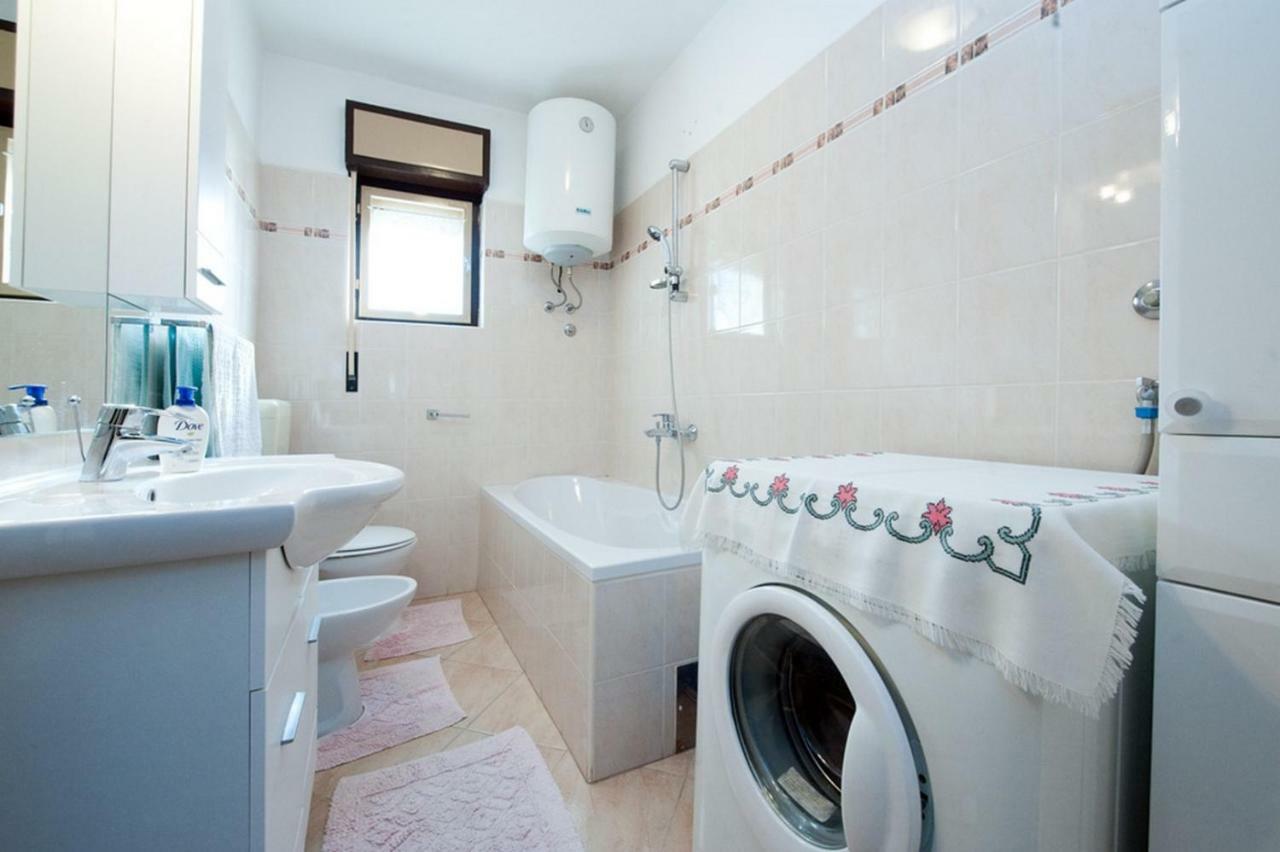 Apartment Patricia โรวีน ภายนอก รูปภาพ